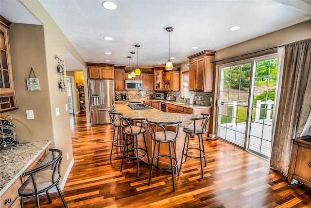 a very clean kitchen island